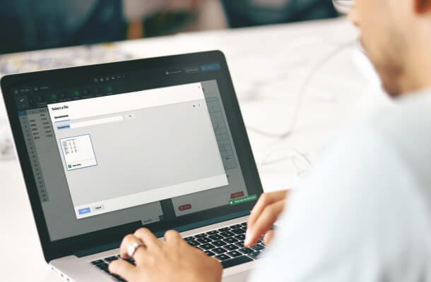 live data with Infogram